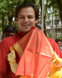 Vivek Oberoi at Bollywood Celebrates Ganesh Festival