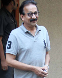 Bollywood Celebs Visit Sanjay Dutt Bollywood Celebs Visit Sanjay Dutt