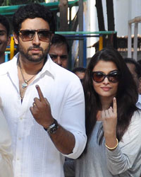 Amitabh Bachchan, Jaya Bachchan, Amitabh Bachchan and Aishwarya Rai Bachchan