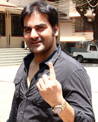 Arbaaz Khan at Bollywood Stars Cast their Votes