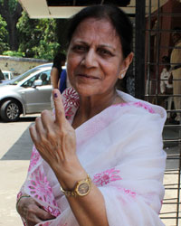 Bollywood Stars Cast their Votes