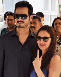 Bharat Takhtani  and Esha Deol