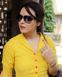 Preity Zinta at Bollywood Stars Cast their Votes