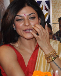 Sushmita Sen at Bollywood Stars Celebrate Durga Pooja