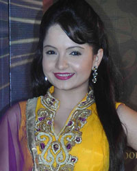 Giaa Manek Giaa Manek