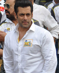 Salman Khan at CCL Season 4 2014