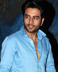 Shekhar Ravjiani at Celebs Snapped at Olive