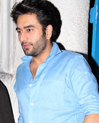 Shekhar Ravjiani at Celebs Snapped at Olive