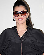 Taapsee Pannu at Chashme Baddoor Promotion