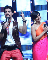 Mandira Bedi at Chennai Express Promotion on Indian Idol Junior