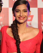 Ayushmann Khurrana, Sonam Kapoor and Manish Malhotra
