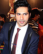 Varun Dhawan at Colors Screen Awards 2013