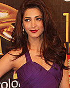 Shruti Haasan at Colors Screen Awards 2013