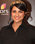 Parineeti Chopra at Colors Screen Awards 2013