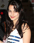 Amisha Patel at Dabangg 2 Premiere