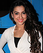 Gauhar Khan at Dabboo Calendar Launch 2013