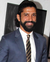 Farhan Akhtar at Dabboo Ratnani 2016 Calendar Launch