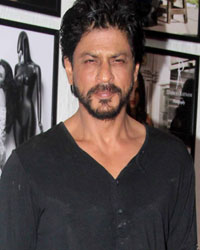 Shah Rukh Khan at Dabboo Ratnani 2016 Calendar Launch