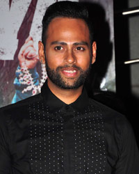 VJ Andy at Dedh Ishqiya Premiere