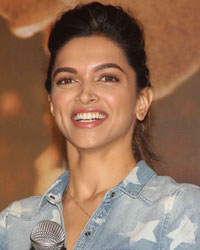 Deepika Padukone at Deepika and Ranbir Promote Tamasha