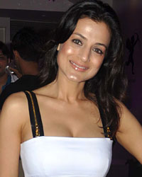 Amisha Patel at Desi Magic Poster Launch