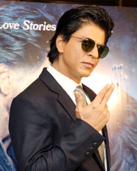 Shah Rukh Khan at Dilwale Movie Promotion in London