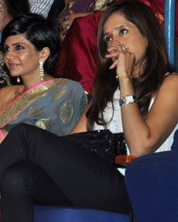 Mandira Bedi at Dr Batra Positive Health Awards 2013