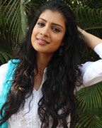 Tena Desae at Dussehra On Location