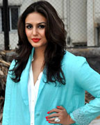 Huma Qureshi at Ek Thi Daayan Movie Promotion