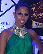 Candice Pinto Candice Pinto