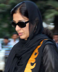 Tabu at Farooq Sheikh Prayer Meet