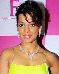 Mugdha Godse at Fiona Jewels Store Launch