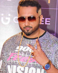 Yo Yo Honey Singh at GIMA Awards 2016