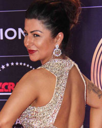 Hard Kaur at GIMA Awards 2016