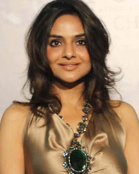 Madhoo Madhoo