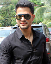 Kunal Khemu at Ganesh Chaturthi 2013