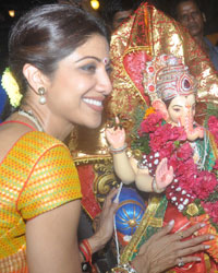 Shilpa Shetty at Ganesh Chaturthi 2013