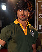 Vidyut Jamwal at Gillette Soldier for Women PC