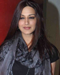 Sonali Bendre at Gori Tere Pyaar Mein Special Screening