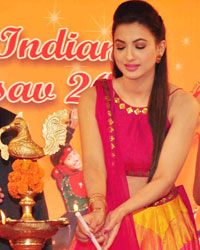 Gauhar Khan at Great Indian Navratri Utsav Press Meet