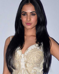 Sonal Chauhan at Grey Goose Style Du Jour 2013