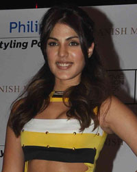 Rhea Chakraborty at Guests at LFW Winter Festive 2015