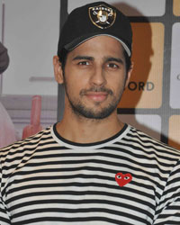 Sidharth Malhotra at Healthy Kitchen Book Launch