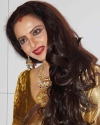 Rekha at Hello Awards 2013