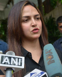 Esha Deol at Hema Malini Discharged From Hospital