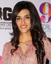 Kriti Sanon at Heropanti Promotion at Mad Over Donuts