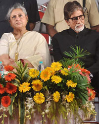 Jaya Bachchan and Amitabh Bachchan Jaya Bachchan and Amitabh Bachchan