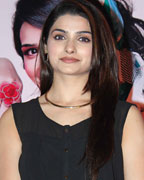 Prachi Desai at I Me Aur Main PC