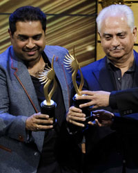 Richa Chadda, Shankar Mahadevan and Ramesh Sippy Richa Chadda, Shankar Mahadevan and Ramesh Sippy