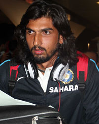 Ishant Sharma at Indian Cricket Team at Mumbai Airport